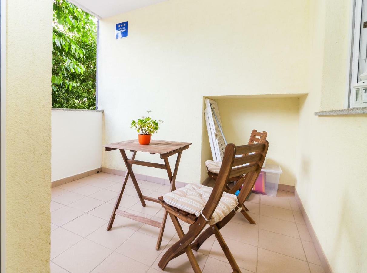 • Lungomare Beach Apartment Pula • Exterior foto